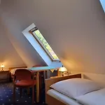 Guest house Goscinne Przy Kosciele Wang.