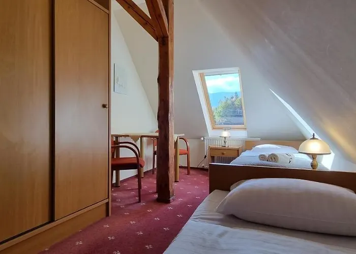 Goscinne Przy Kosciele Wang. بيت ضيافة كارباش