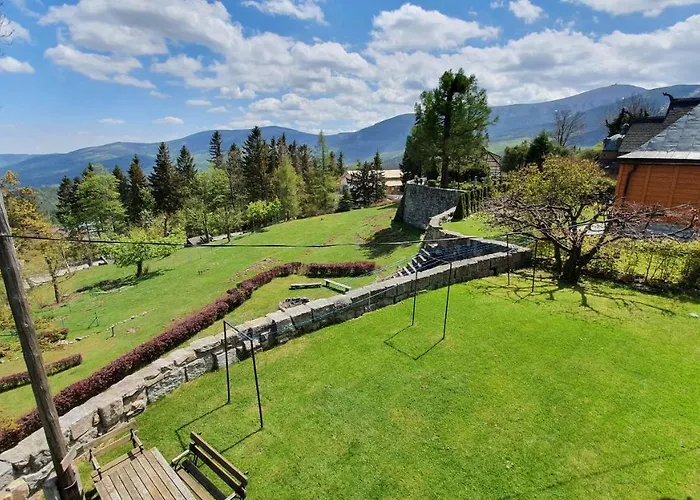 Goscinne Przy Kosciele Wang. بيت ضيافة