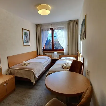 Goscinne Przy Kosciele Wang. Gasthuis 3*
