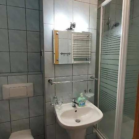 Goscinne Przy Kosciele Wang. 3*