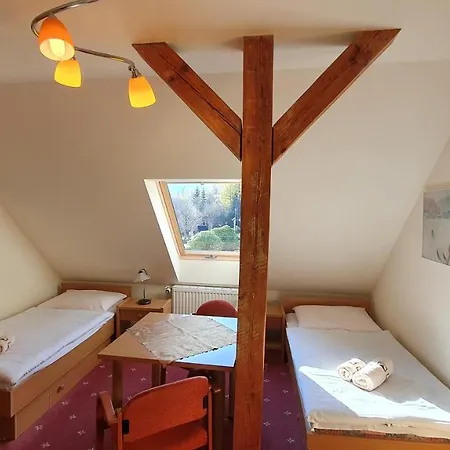 Goscinne Przy Kosciele Wang. Gasthuis 3*
