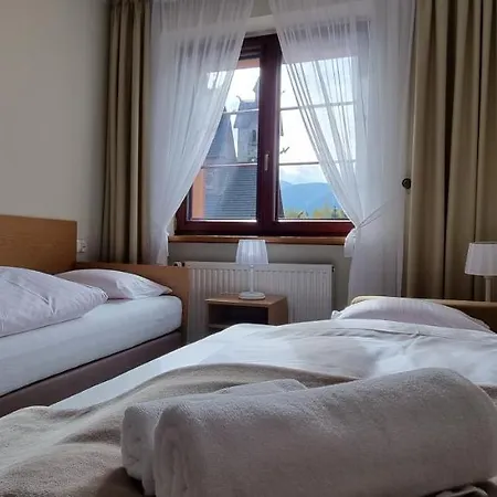 招待所 Goscinne Przy Kosciele Wang. 卡尔帕奇