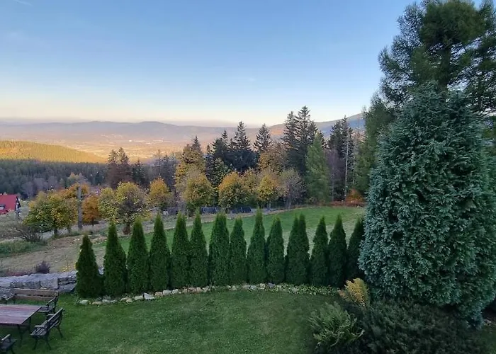 Goscinne Przy Kosciele Wang. Guest house